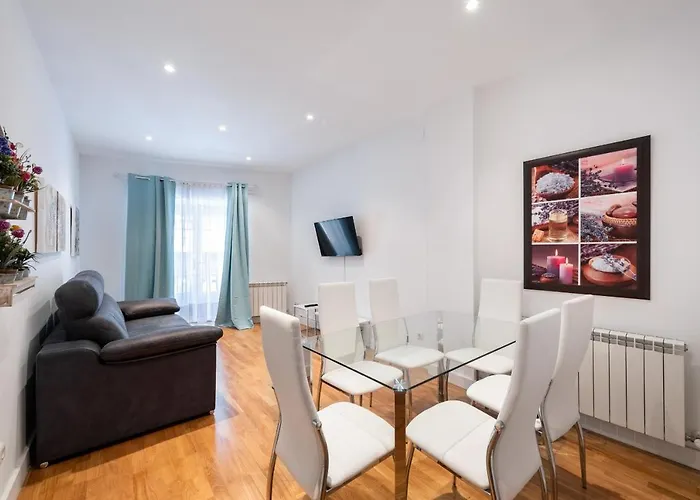 Central And Modern- 2 Bedrooms 1 Bathroom - Mintystay- Sol